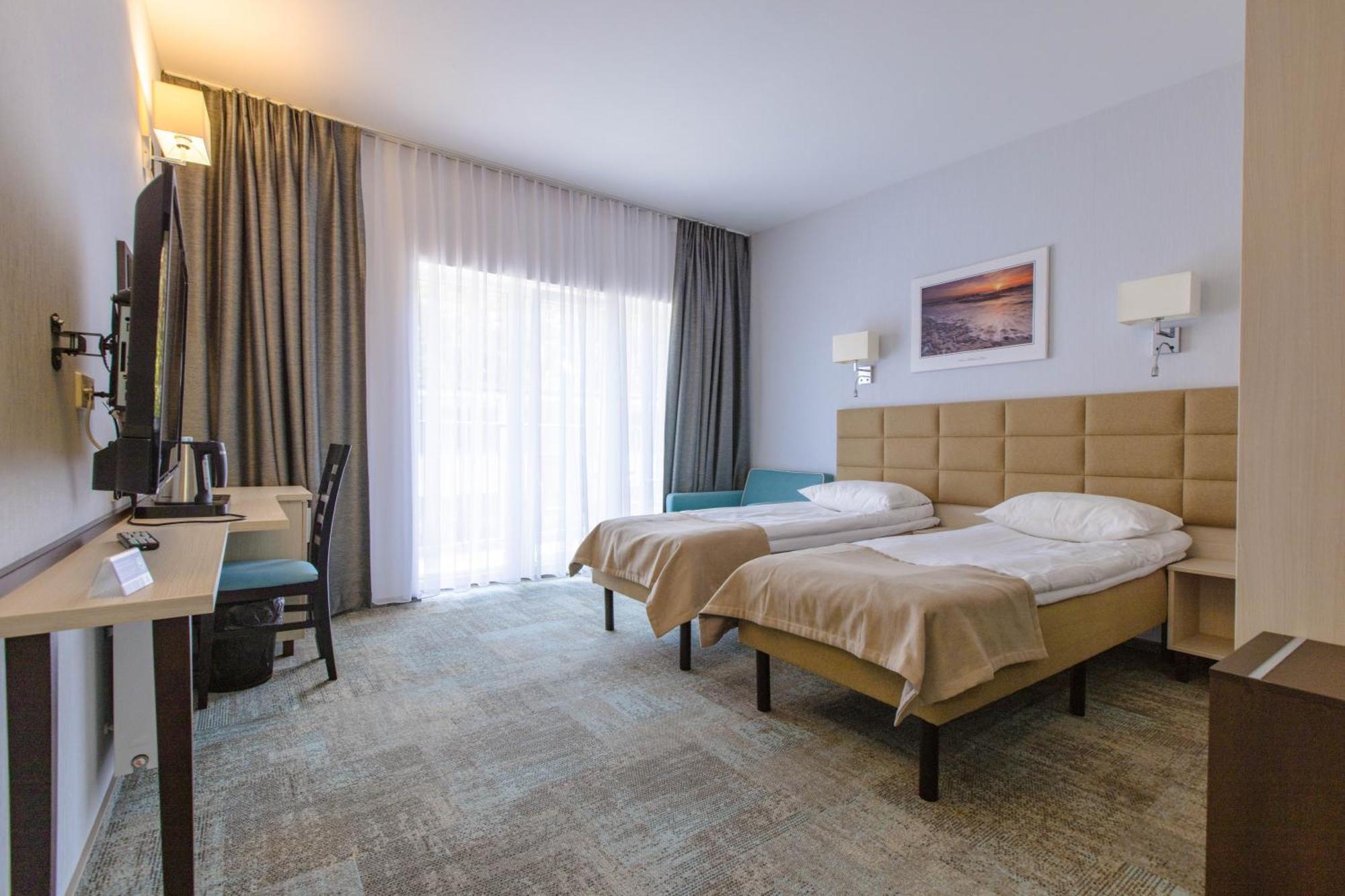 Waterside Resort Дарлувко Экстерьер фото