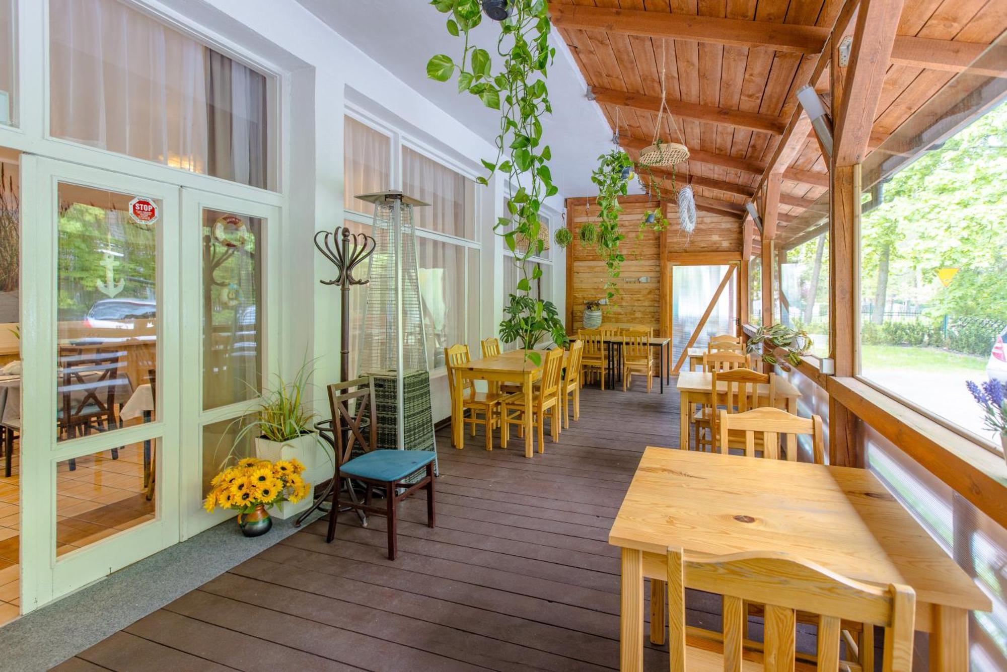 Waterside Resort Дарлувко Экстерьер фото