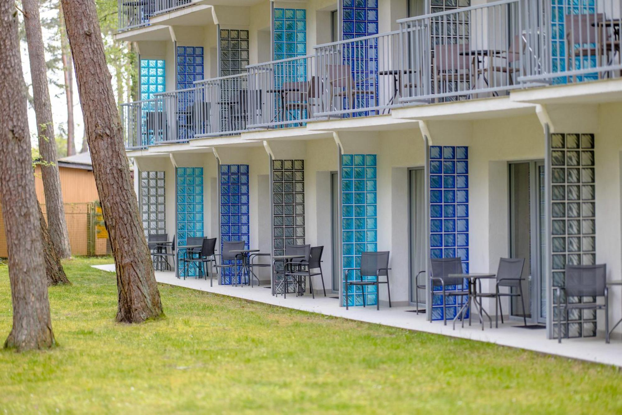 Waterside Resort Дарлувко Экстерьер фото