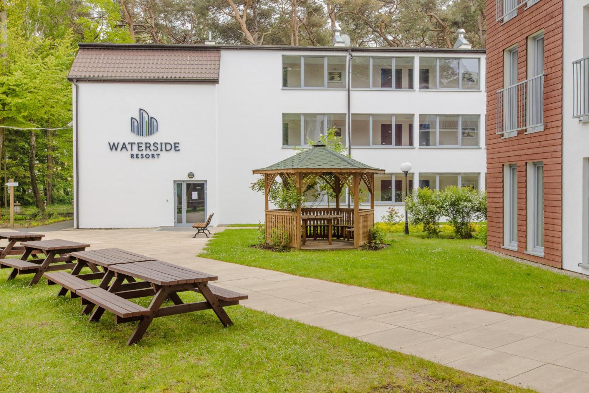 Waterside Resort Дарлувко Экстерьер фото