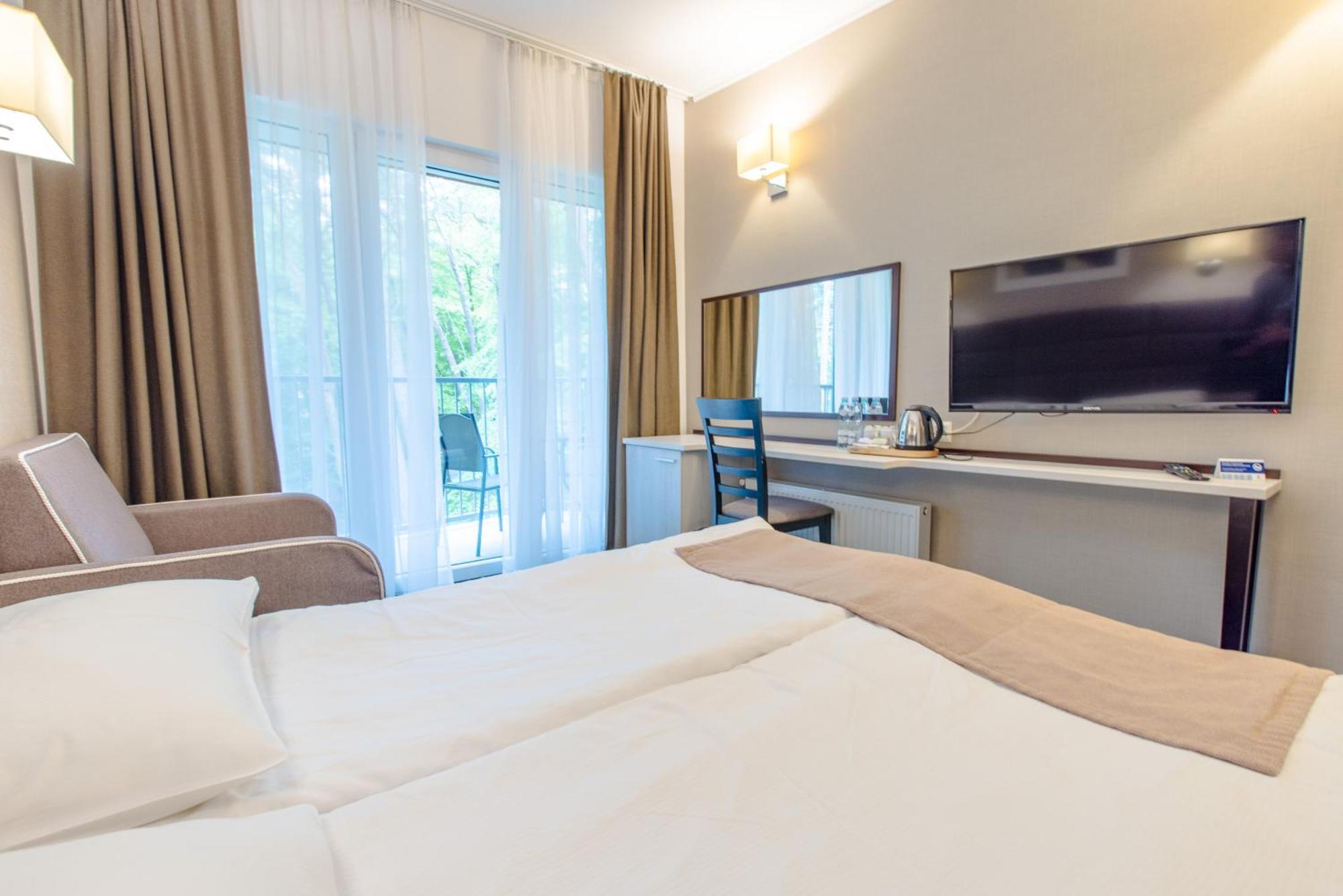 Waterside Resort Дарлувко Экстерьер фото