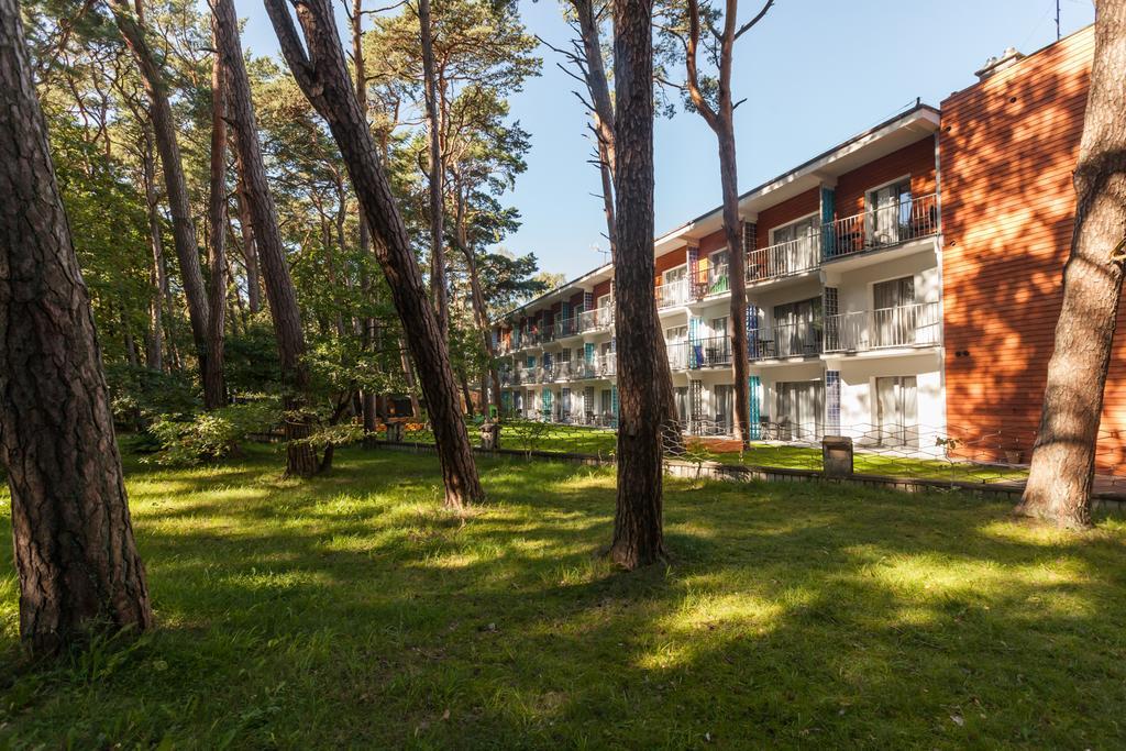 Waterside Resort Дарлувко Экстерьер фото