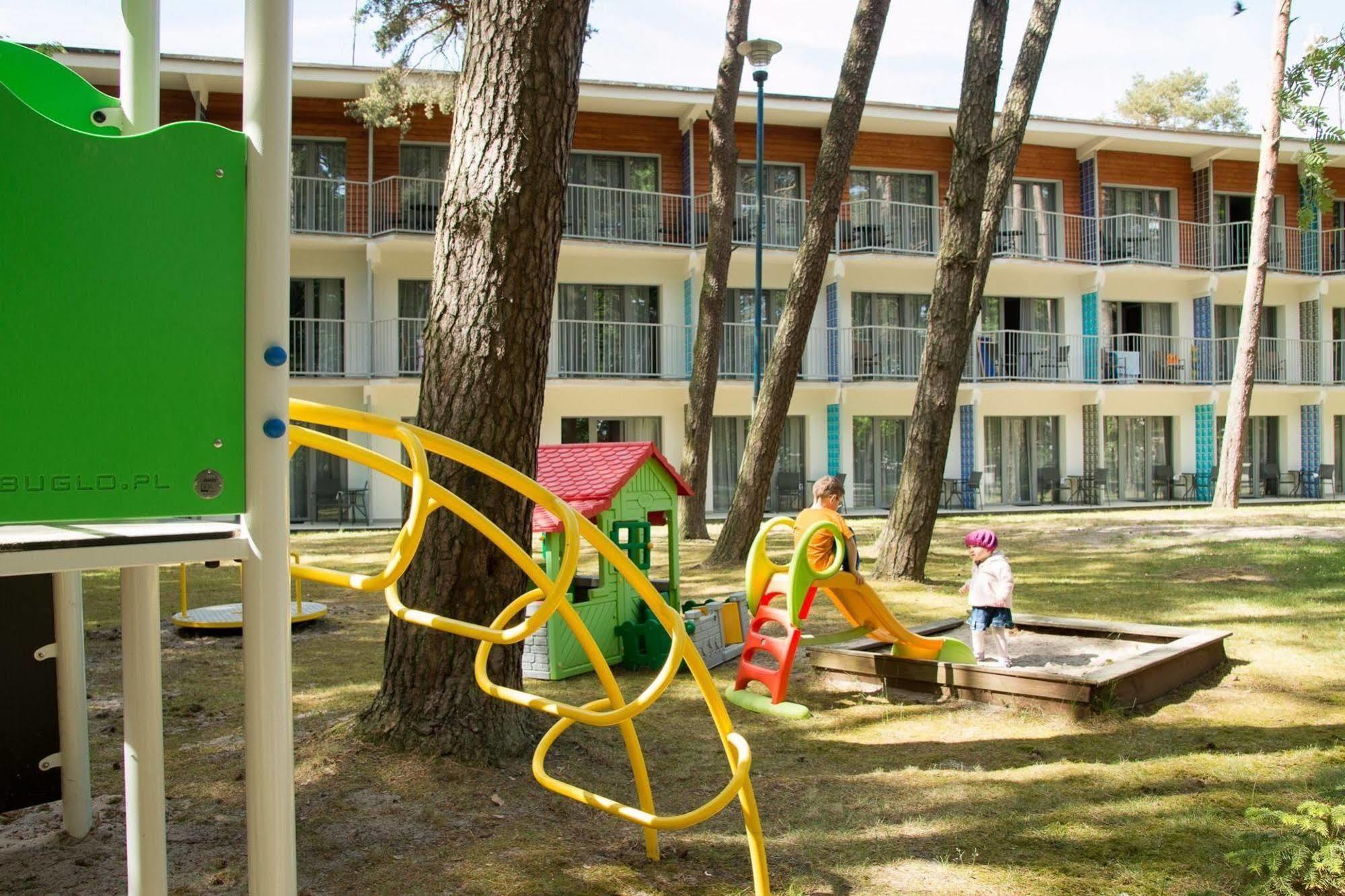 Waterside Resort Дарлувко Экстерьер фото